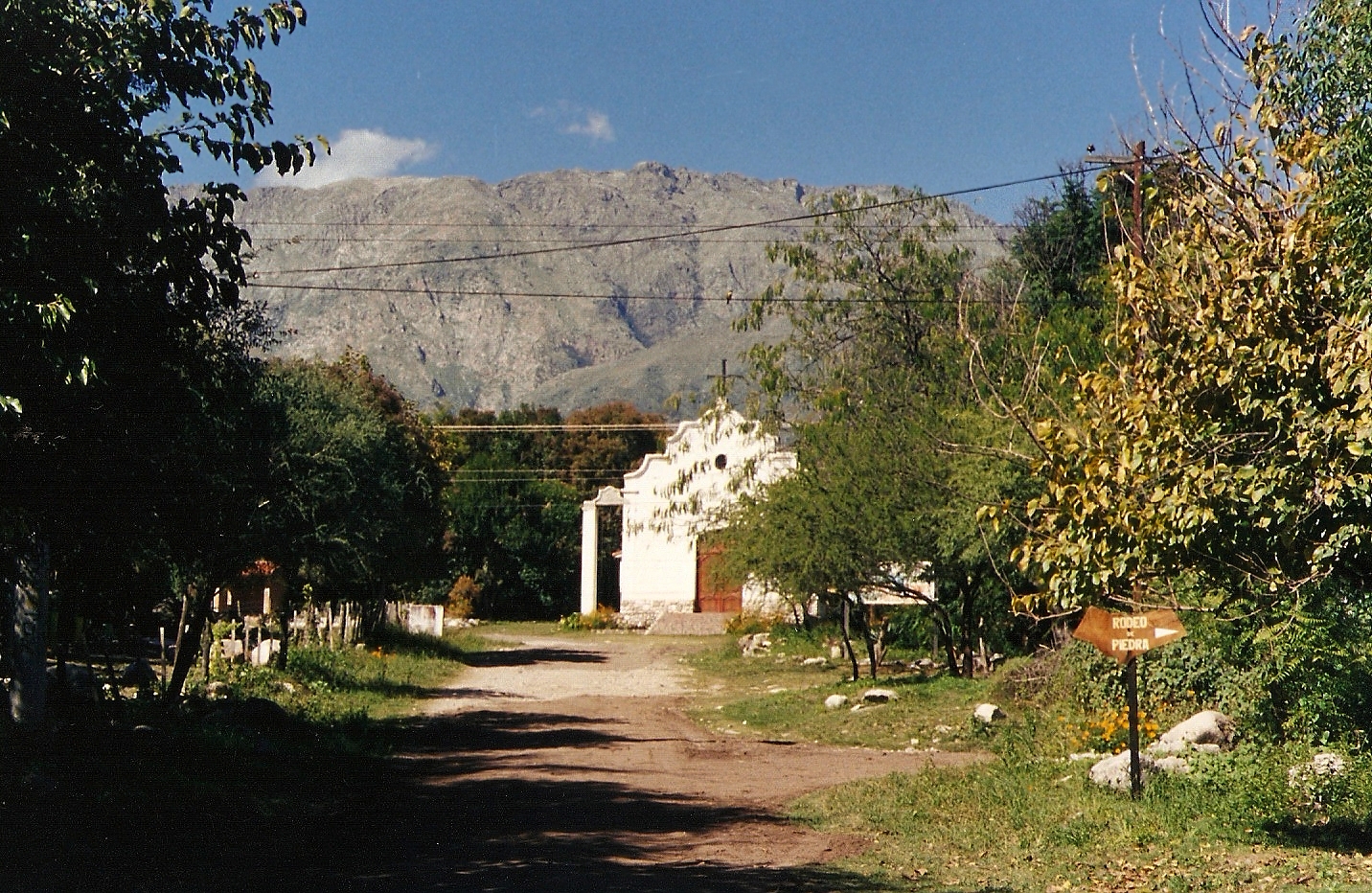 RODEO DE PIEDRA