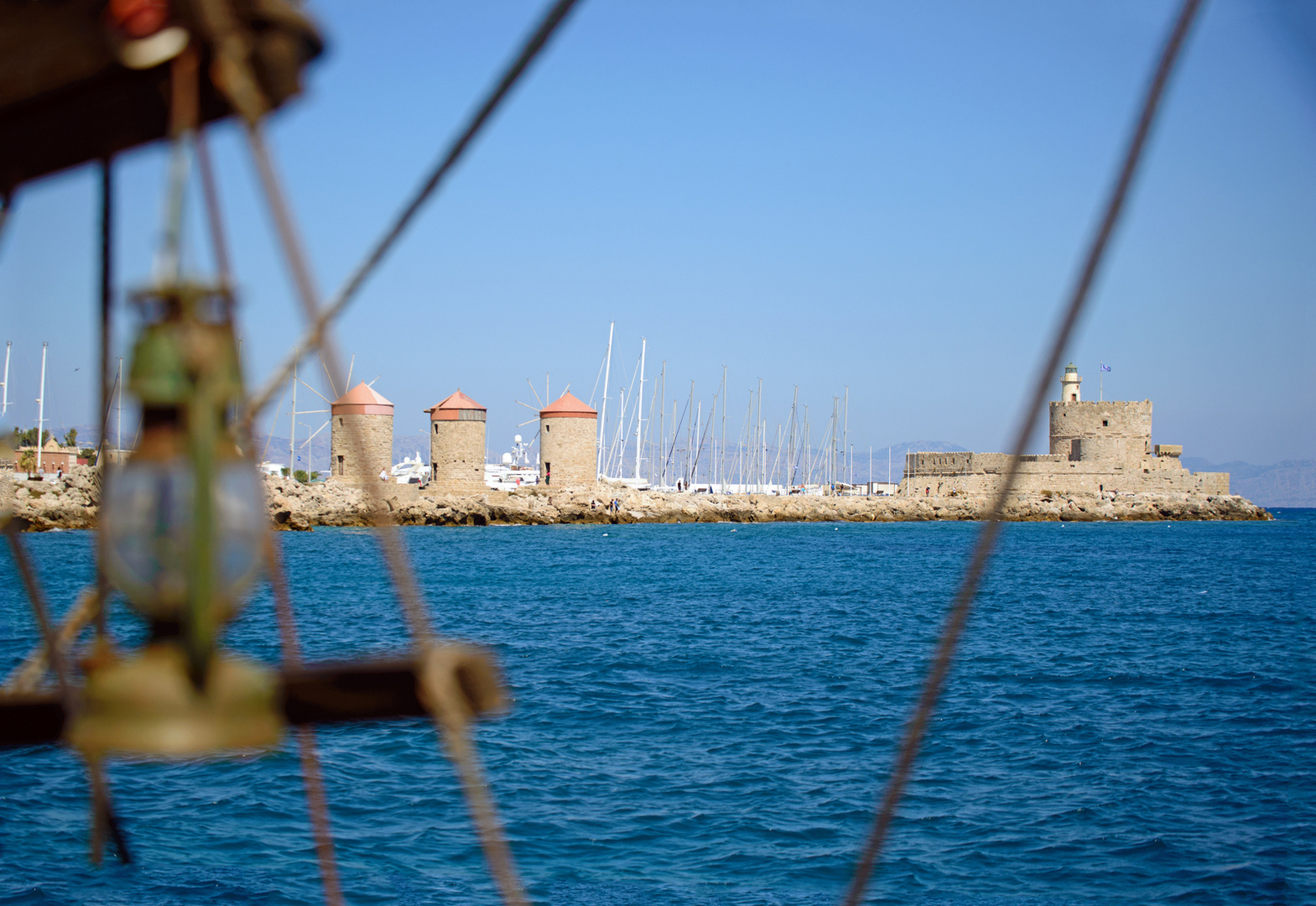 Rodos vom Schiff aus.