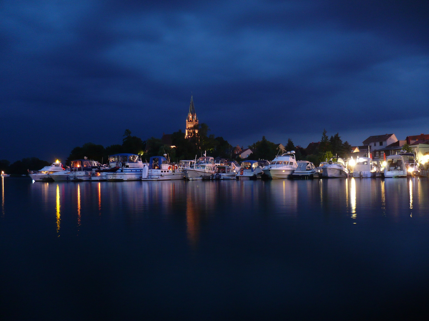 Röbel (Müritz) by night