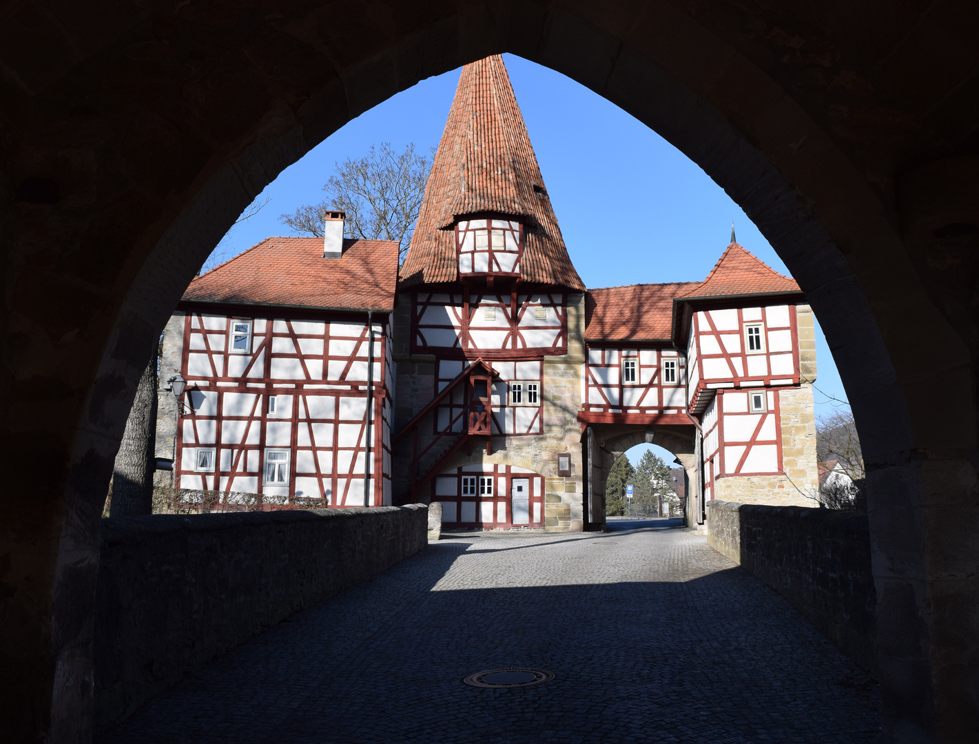 Rödelseer Tor in Iphofen Foto & Bild architektur, ländliche