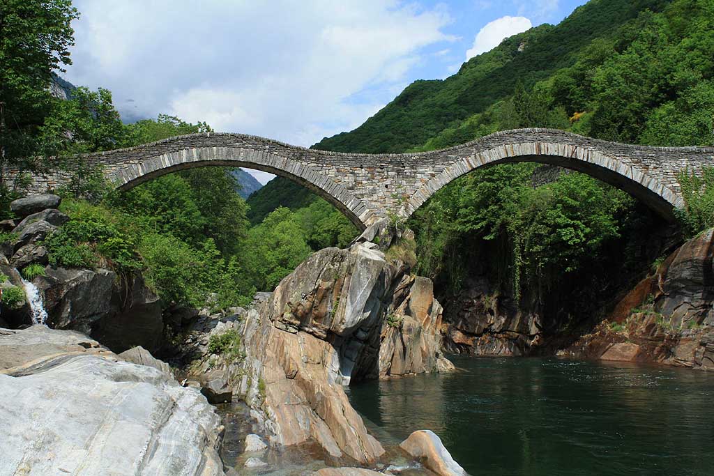 RÖMERBRÜCKE