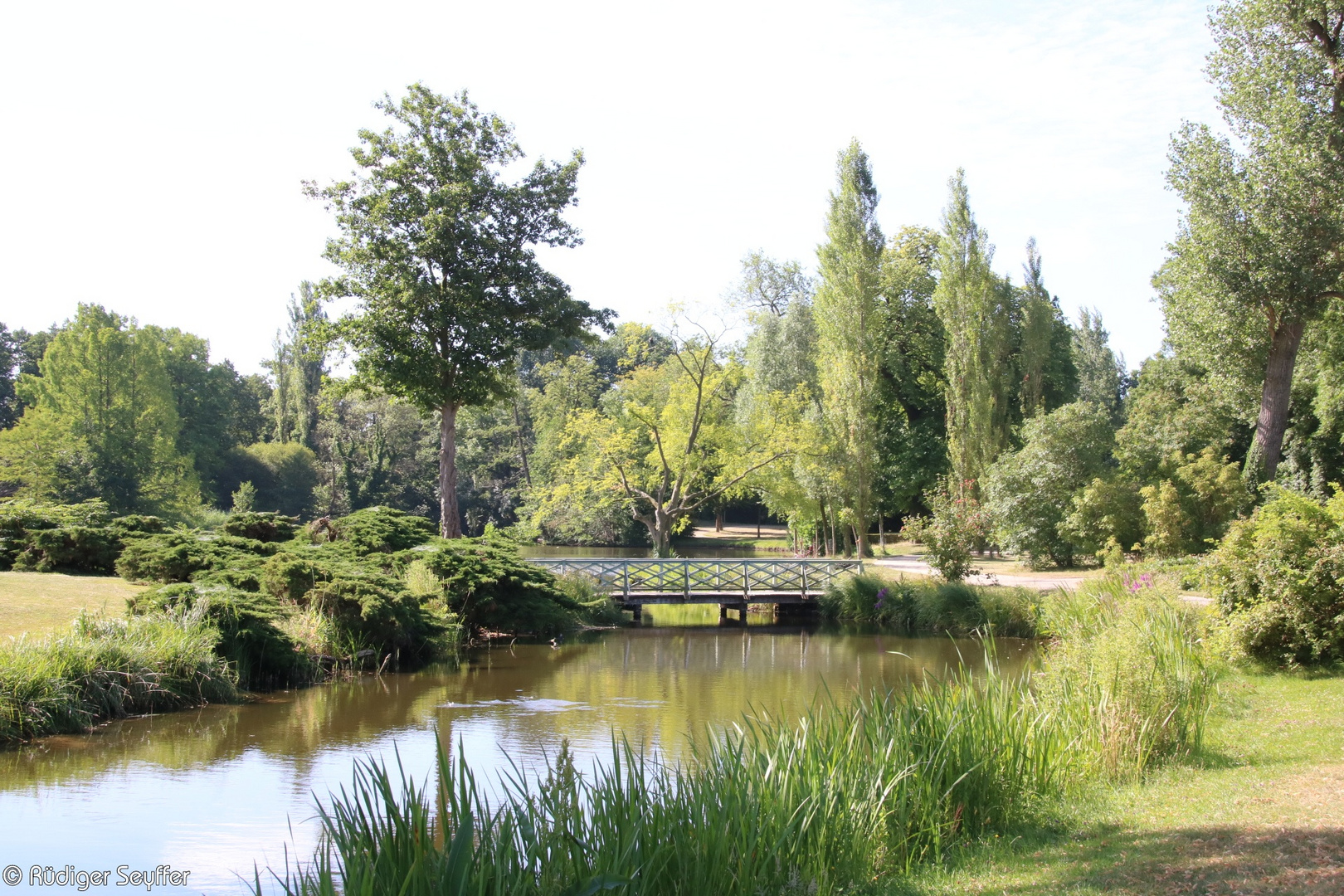 Römische Bäder Brücke zur Insel im Maschinenteich.201807070930