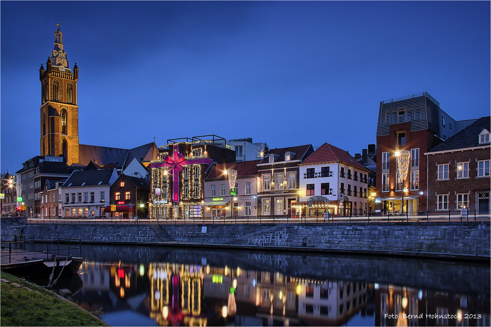 Roermond.. Foto & Bild architektur, architektur bei nacht, die