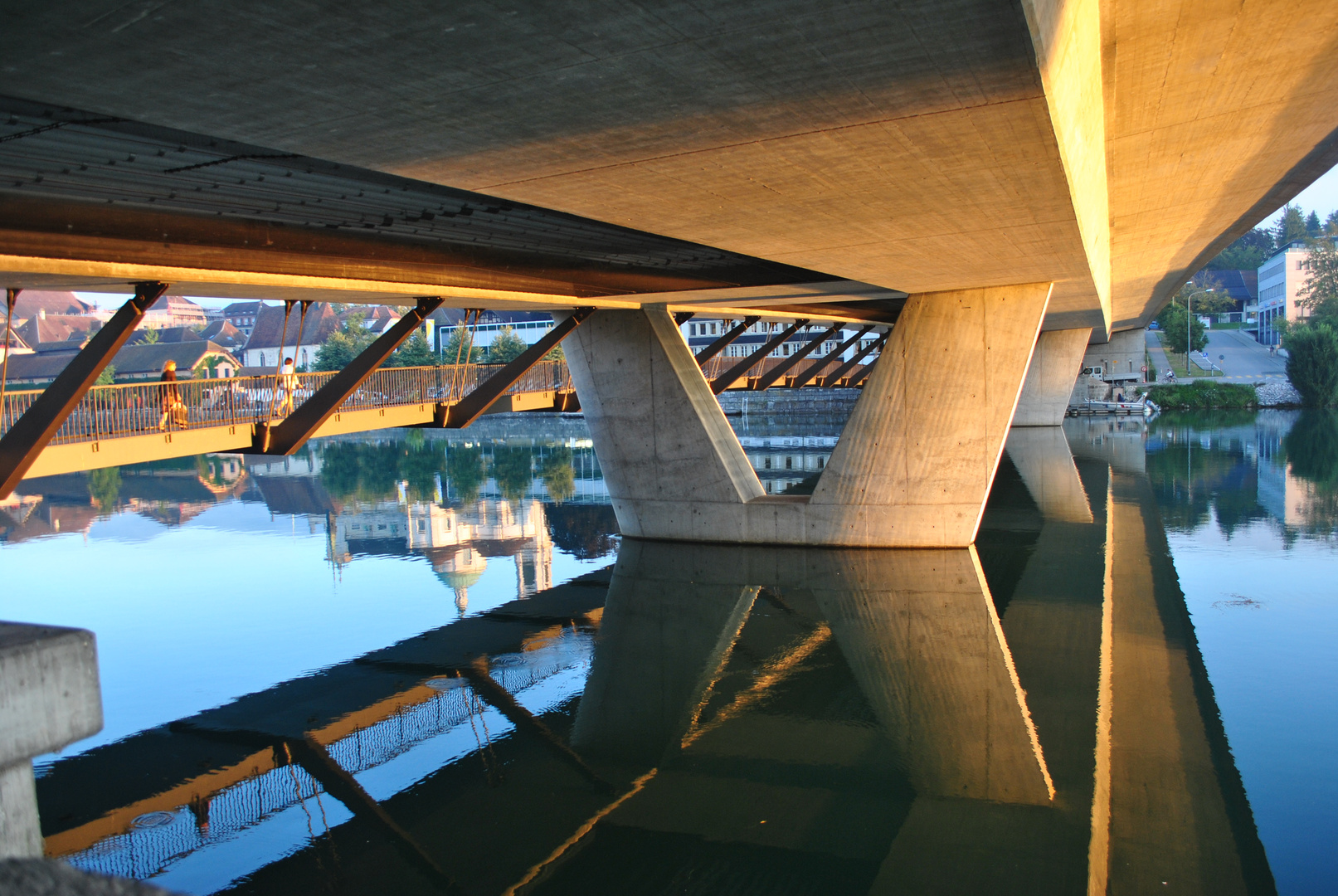 Rötibrücke im Morgenlicht