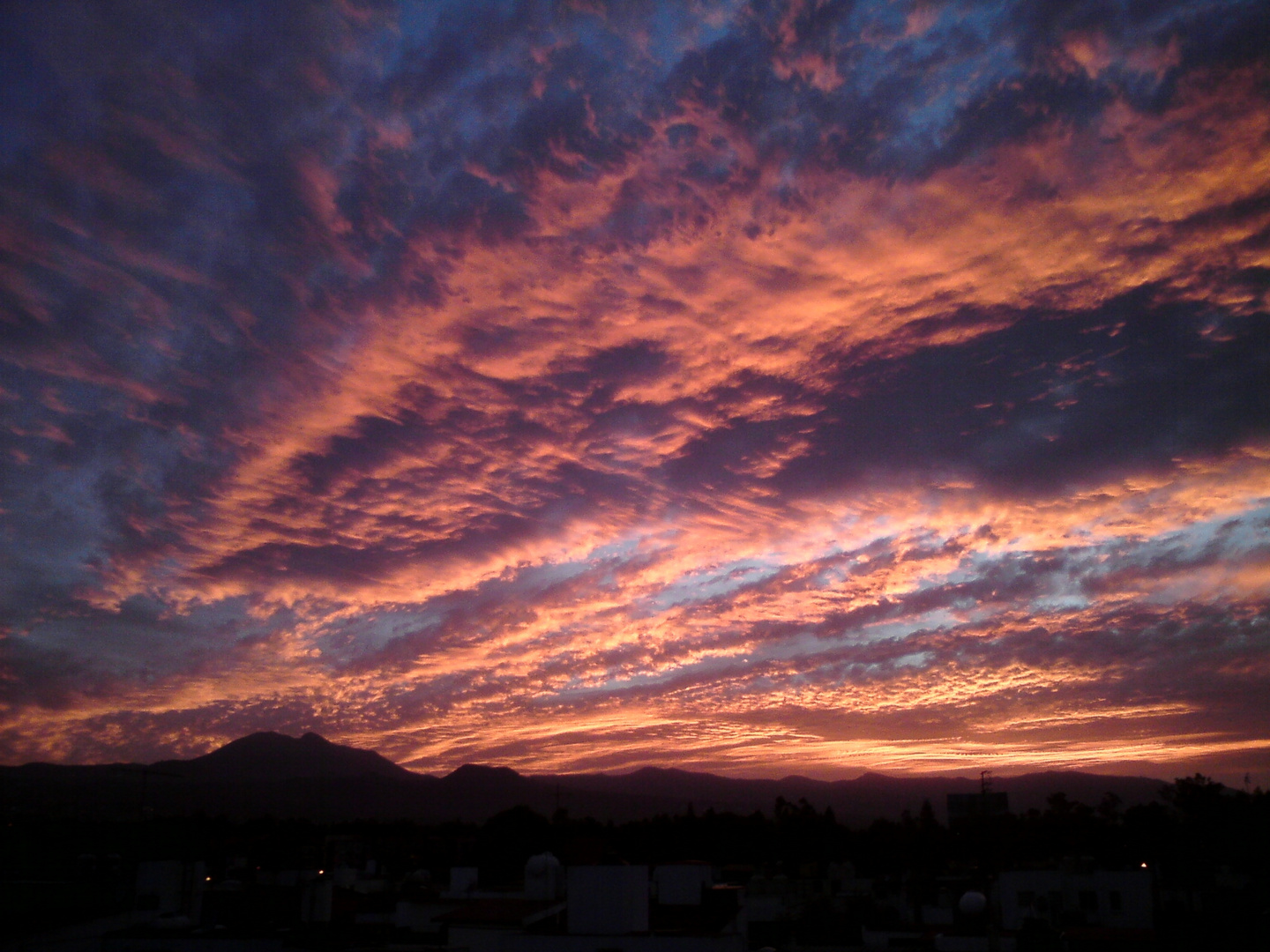 rojo atardecer: pico del aguila- AJUSCO