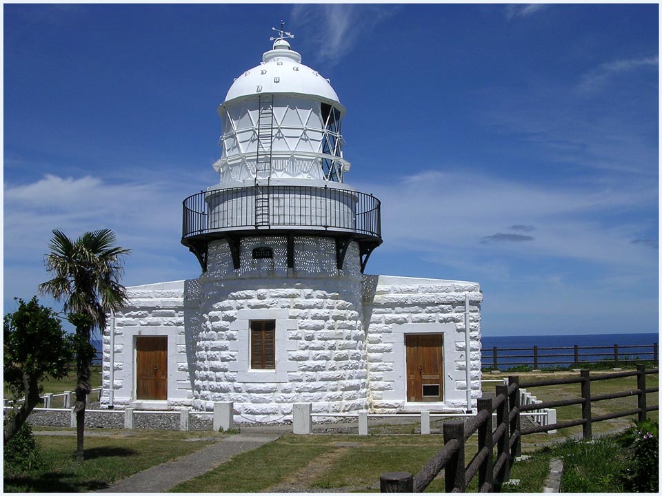 Rokugozaki Lighthouse (Ishikawa Japan)