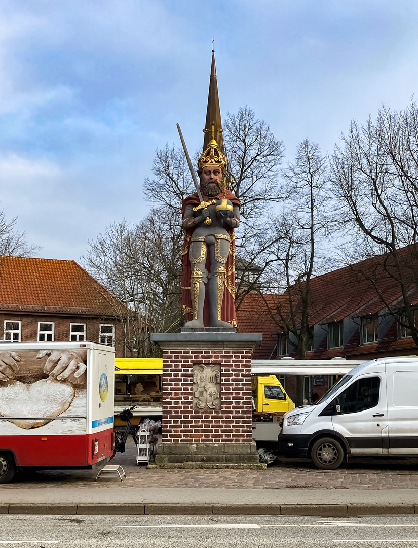 Roland in Wedel am Markt