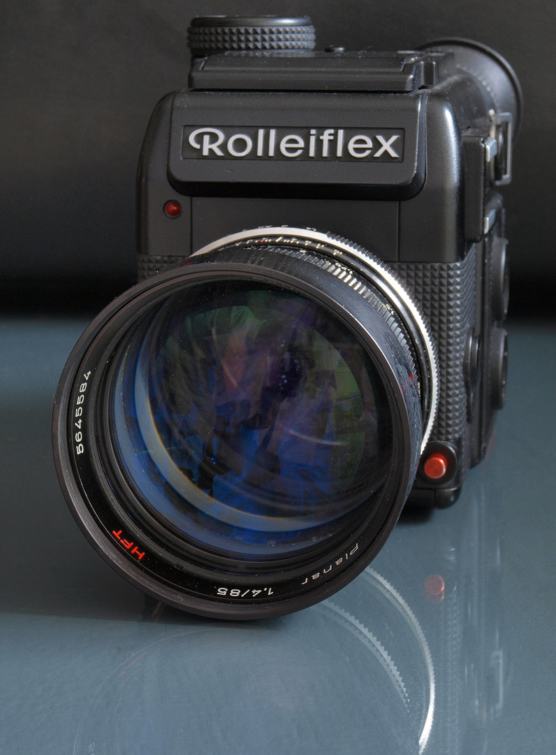 Rolleiflex SL 2000 F motor mit Planar 1,4/85 HFT