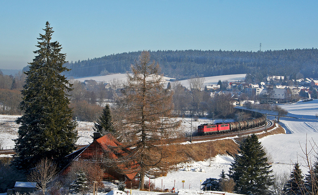 Rollende Pipeline in herrlicher Wintersonne