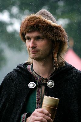 Rollenspieler im Regen