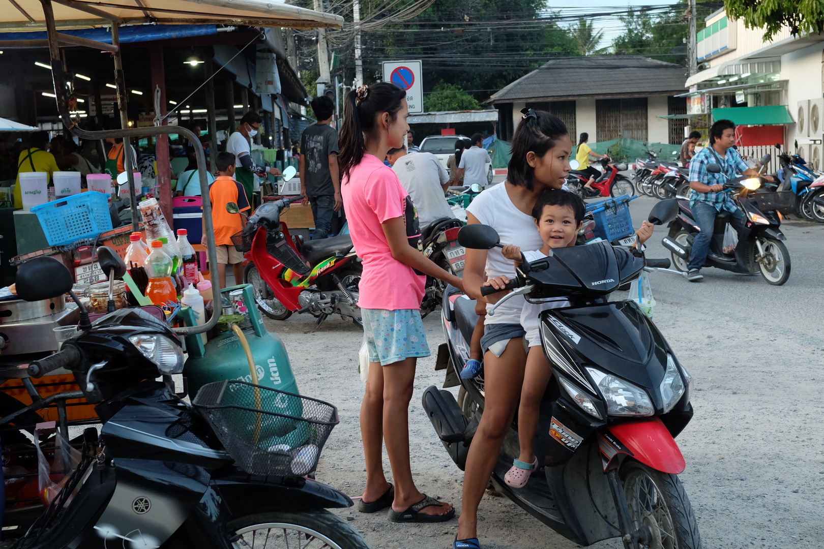 Roller Kinder in Thailand