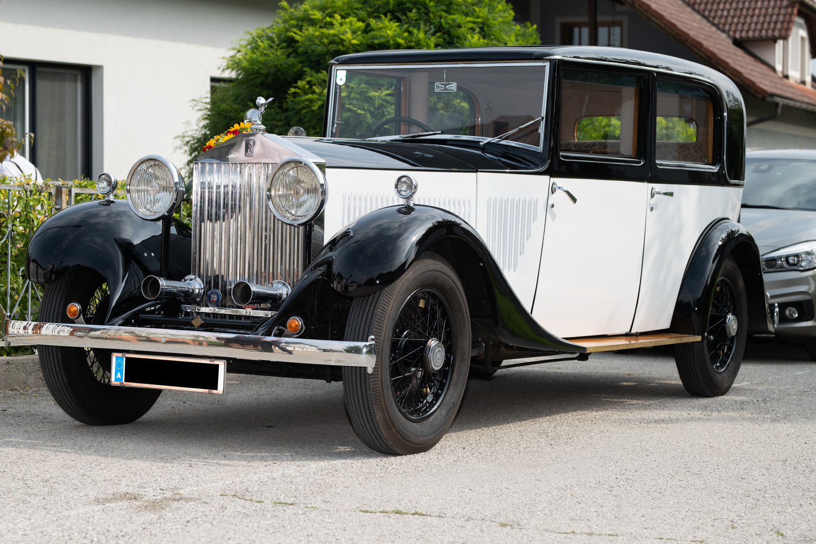 ROLLS ROYCE Brautauto