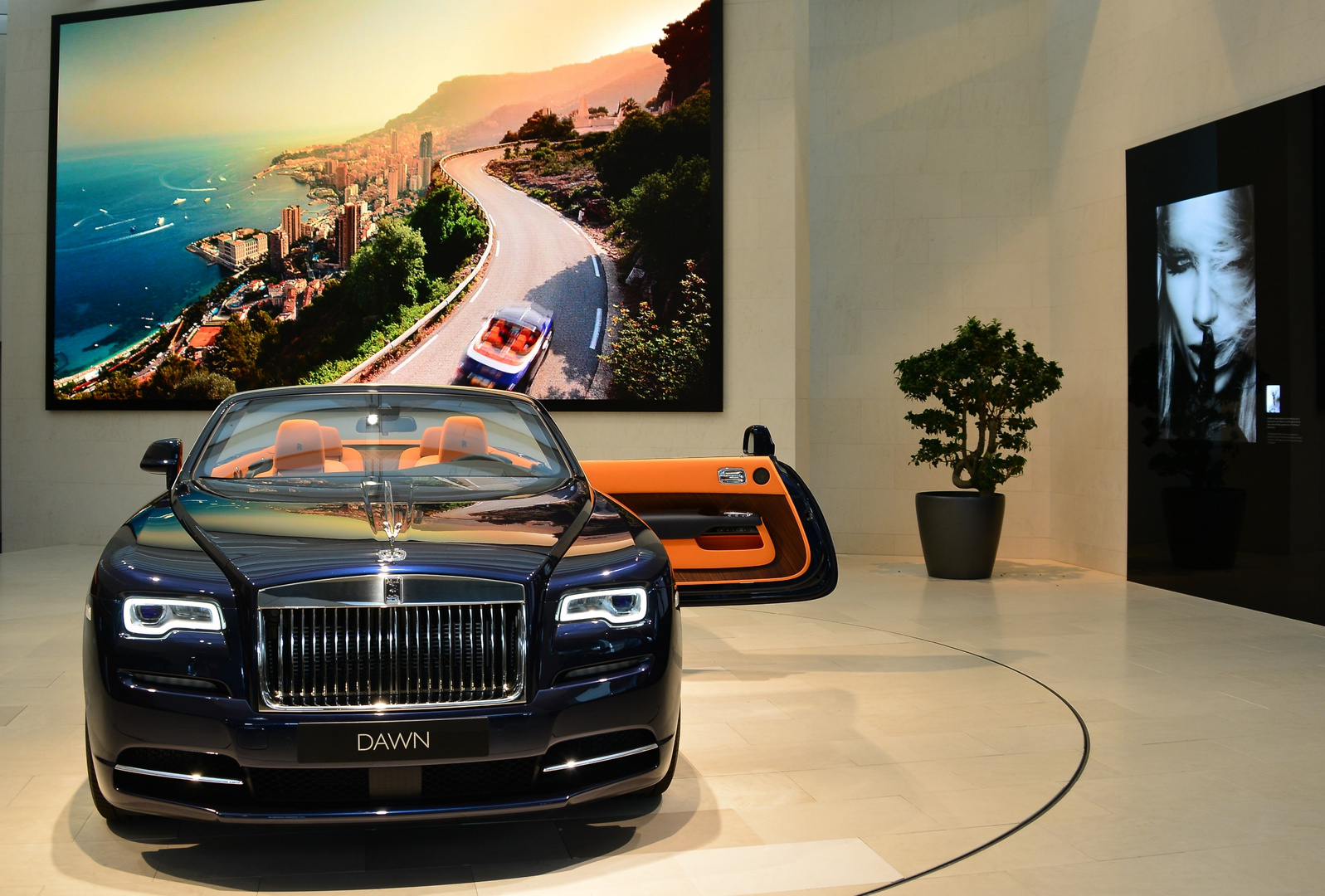 Rolls-Royce Dawn in der BMW Welt