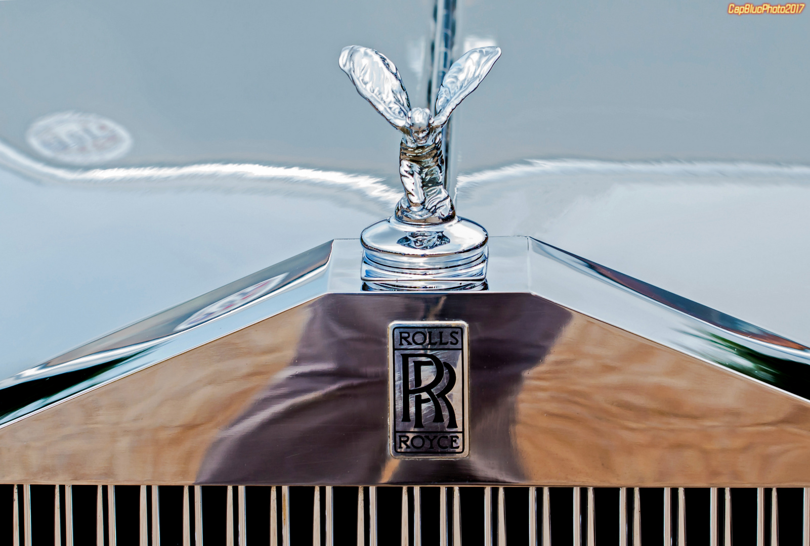 Rolls Royce Kühlerfigur im Detail