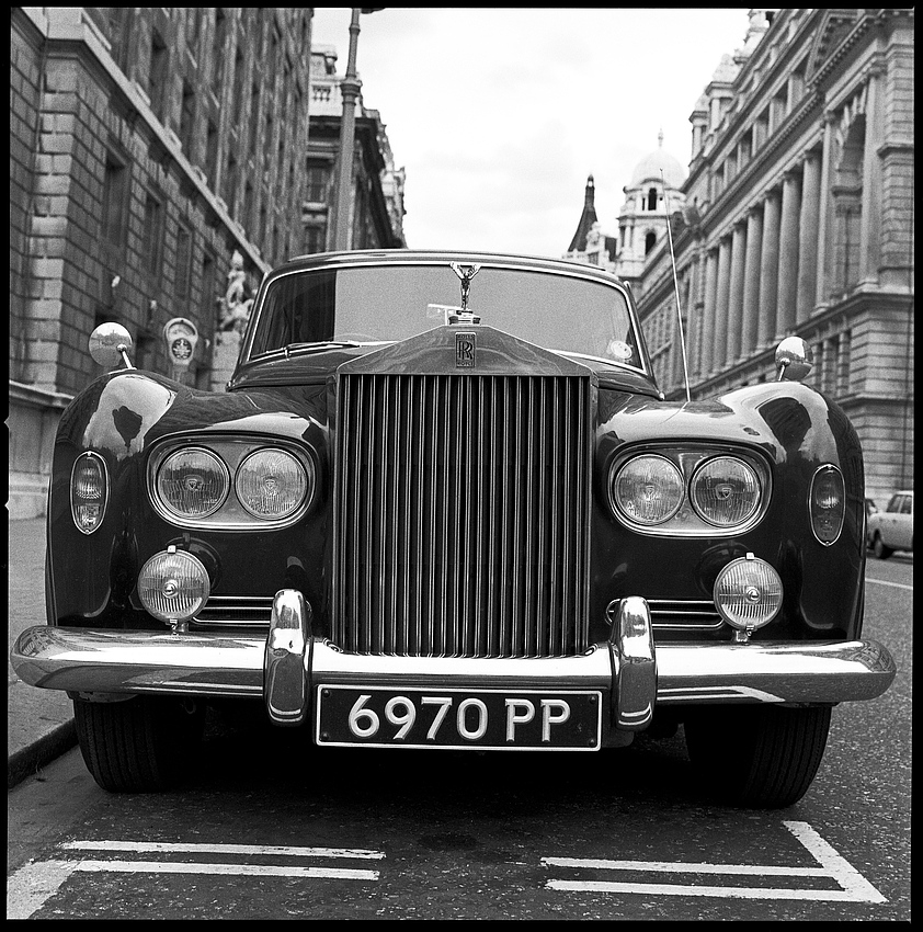 Rolls Royce - London 1974