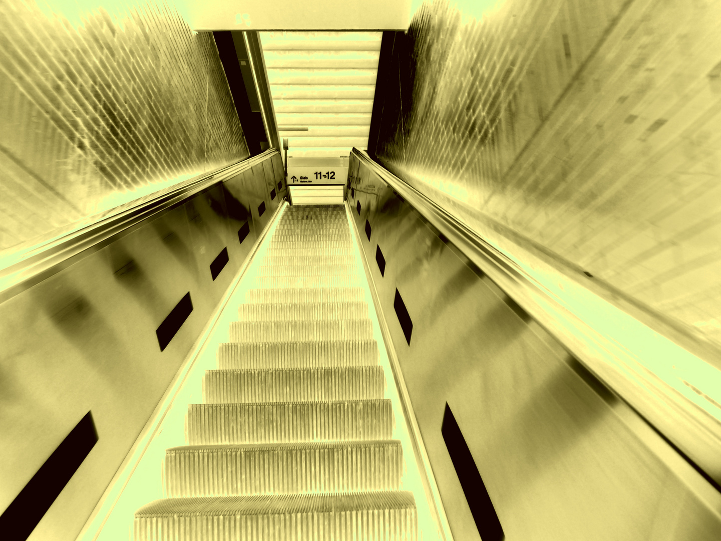 Rolltreppe*