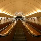 Rolltreppe einer U-Bahnstation in Prag