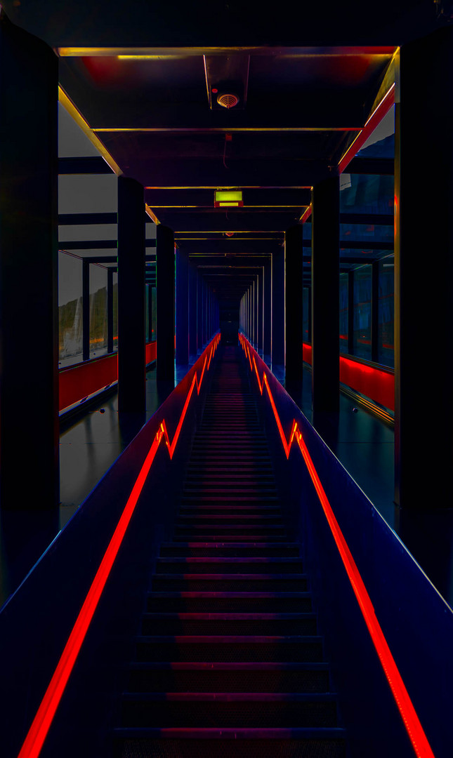 Rolltreppe / Escalator