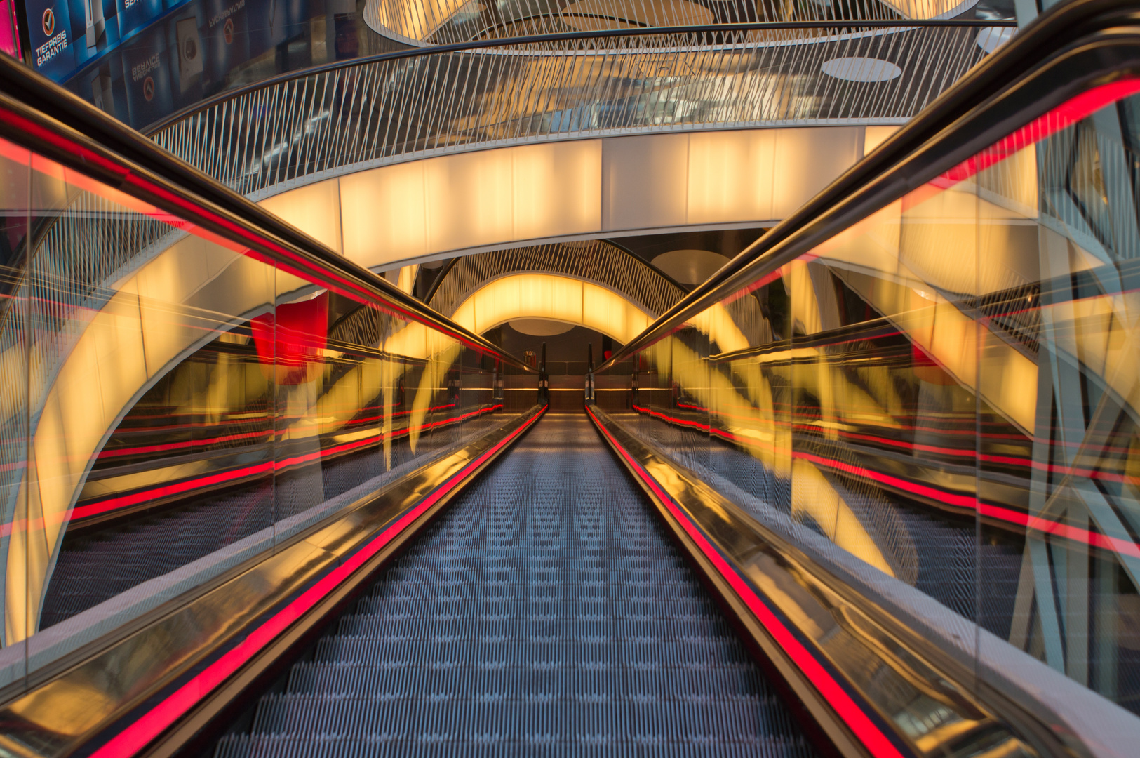 Rolltreppe in der My Zeil in Frankfurt