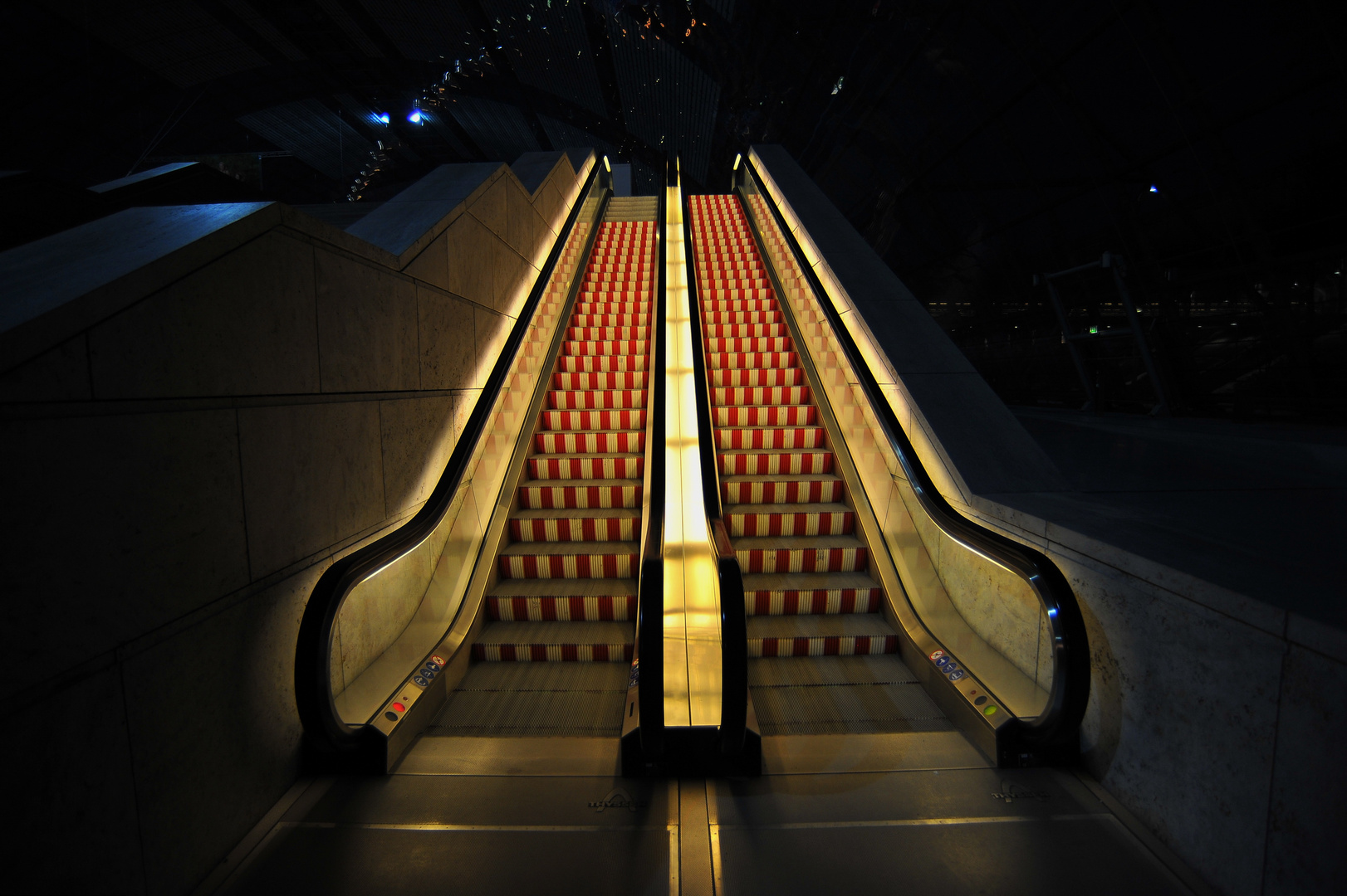 Rolltreppe . Neue Messe Leipzig