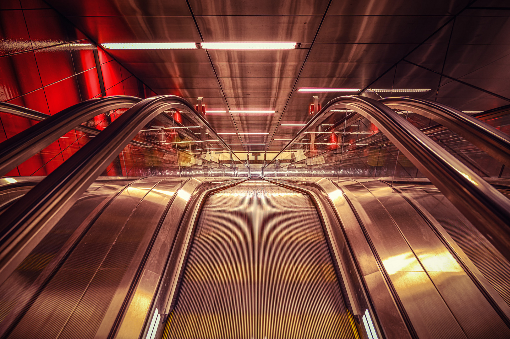 Rolltreppe Wehrhahn Linie Düsseldorf