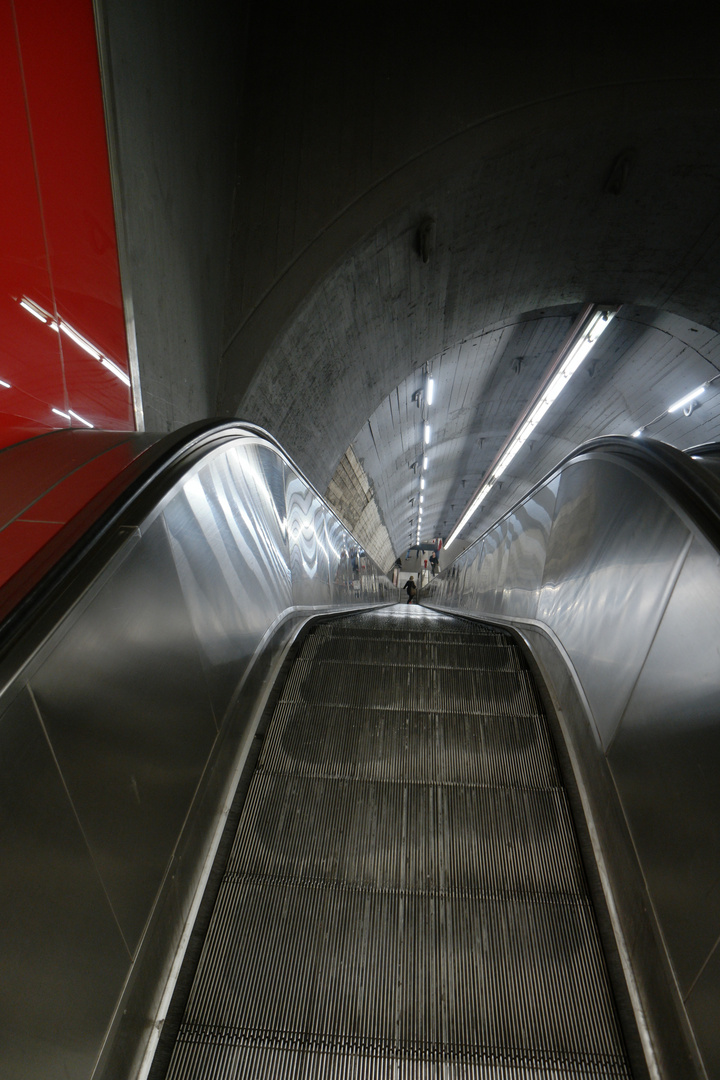 Rolltreppe zur U-Bahn