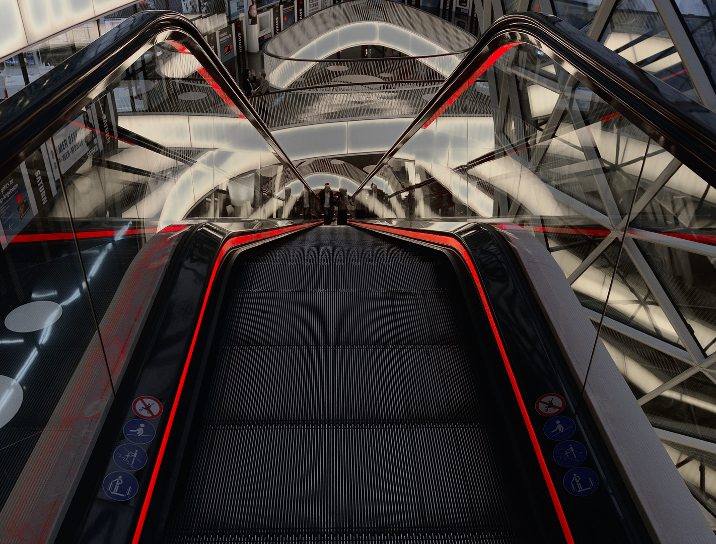 rolltreppen 1 my zeil frankfurt