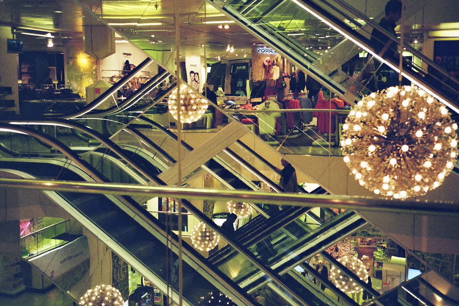 Rolltreppen im Kölner Kaufhof