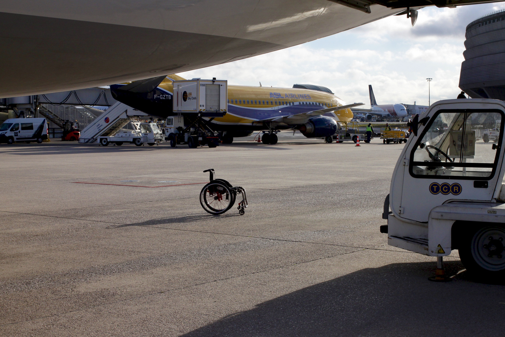 Rollverkehr, Charles de Gaulle Airport, Roissy-en-France, F