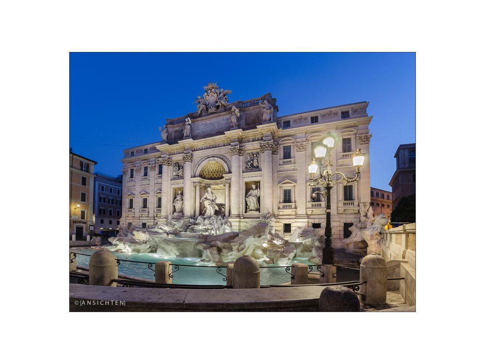 [ROM 005 - Fontana Trevi I]