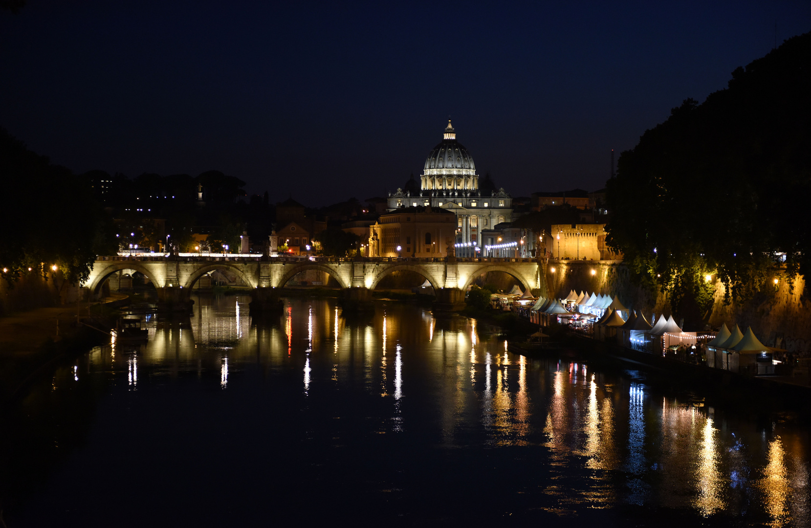 Rom bei Nacht