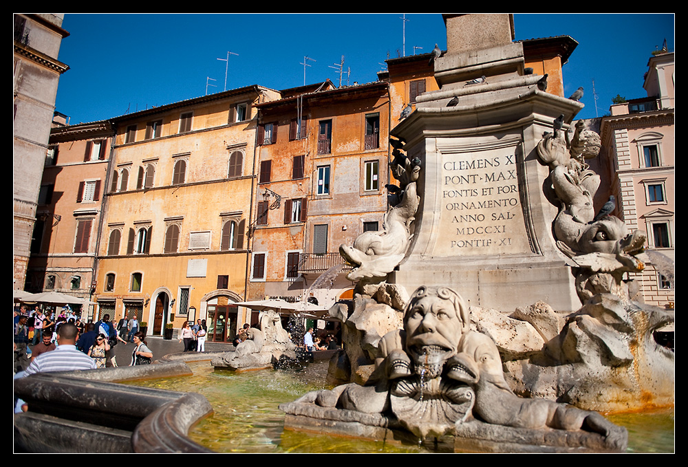 Rom, Brunnen vor dem Panteon (Piazza della Rotonda)