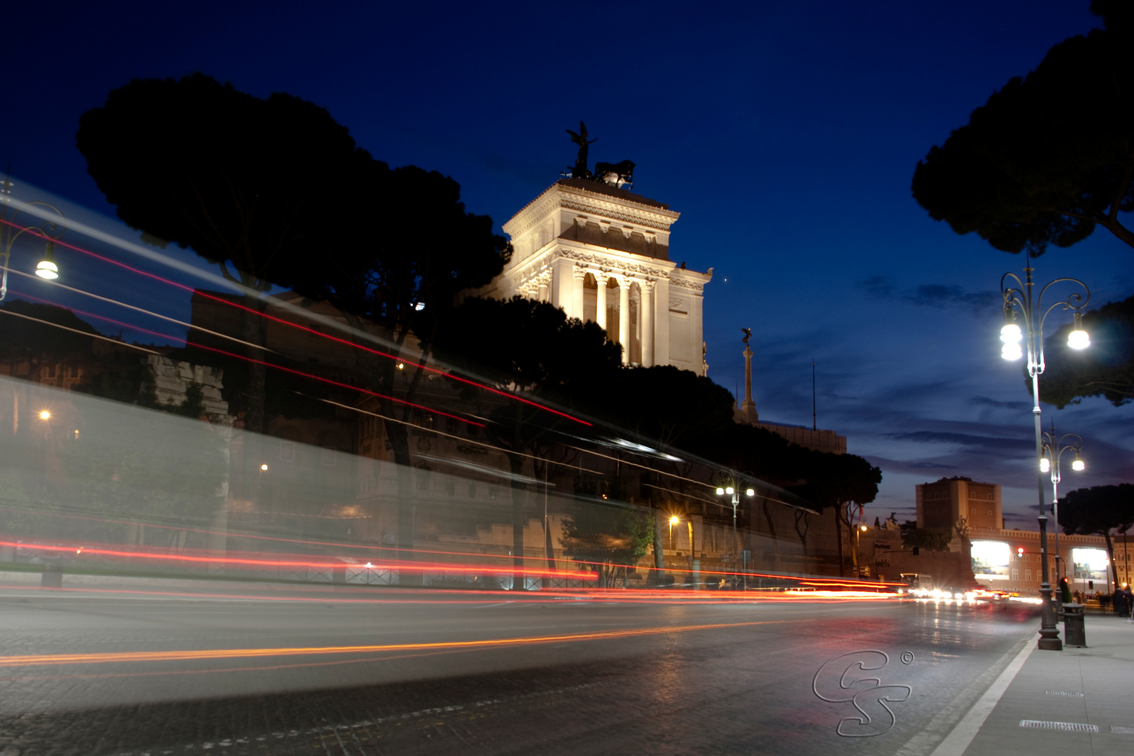 Rom by Night