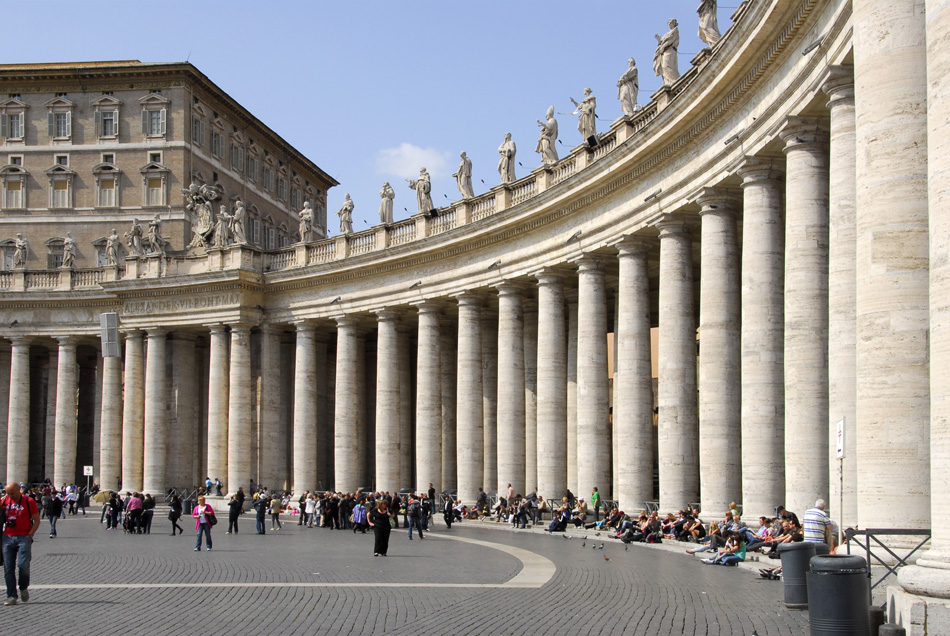 Rom – Kolonaden am Petersplatz