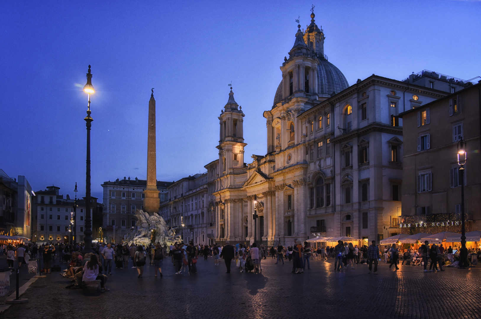 Rom Piazza Navona- schönster Platz zur blauen Stunde -