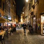 Rom ( Trastevere II ) bei Nacht.