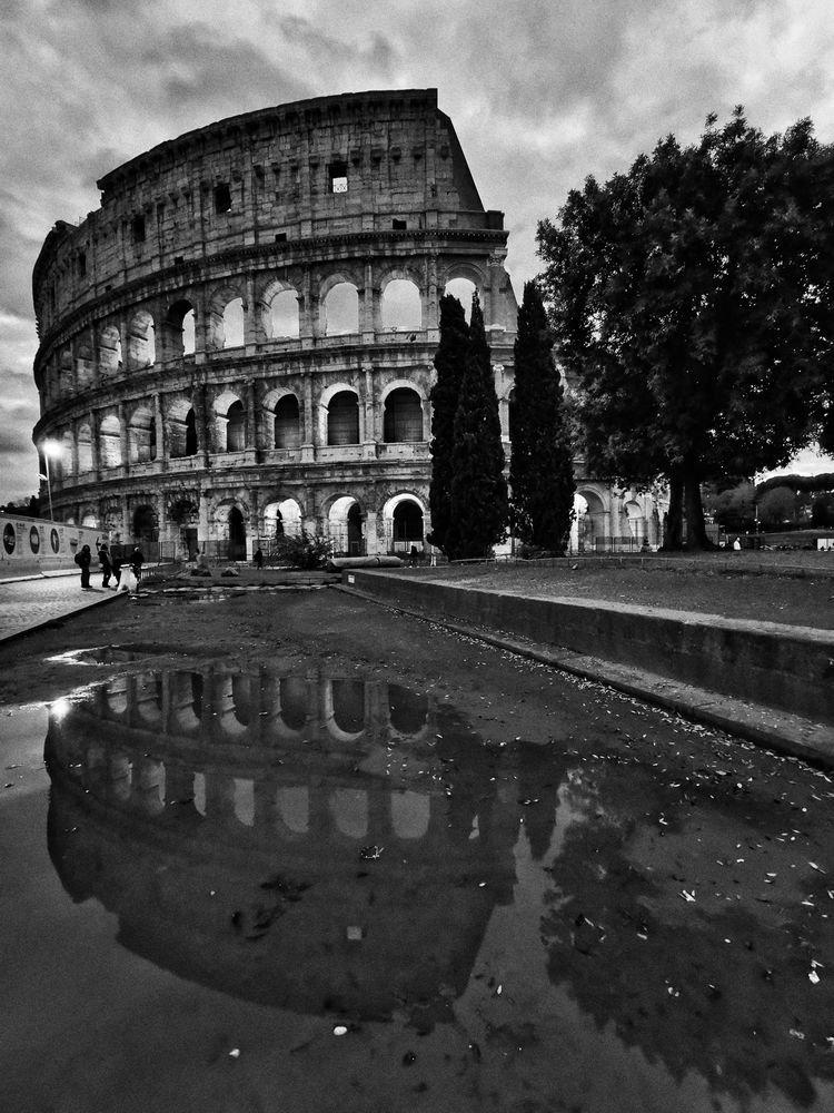 Roma B&W