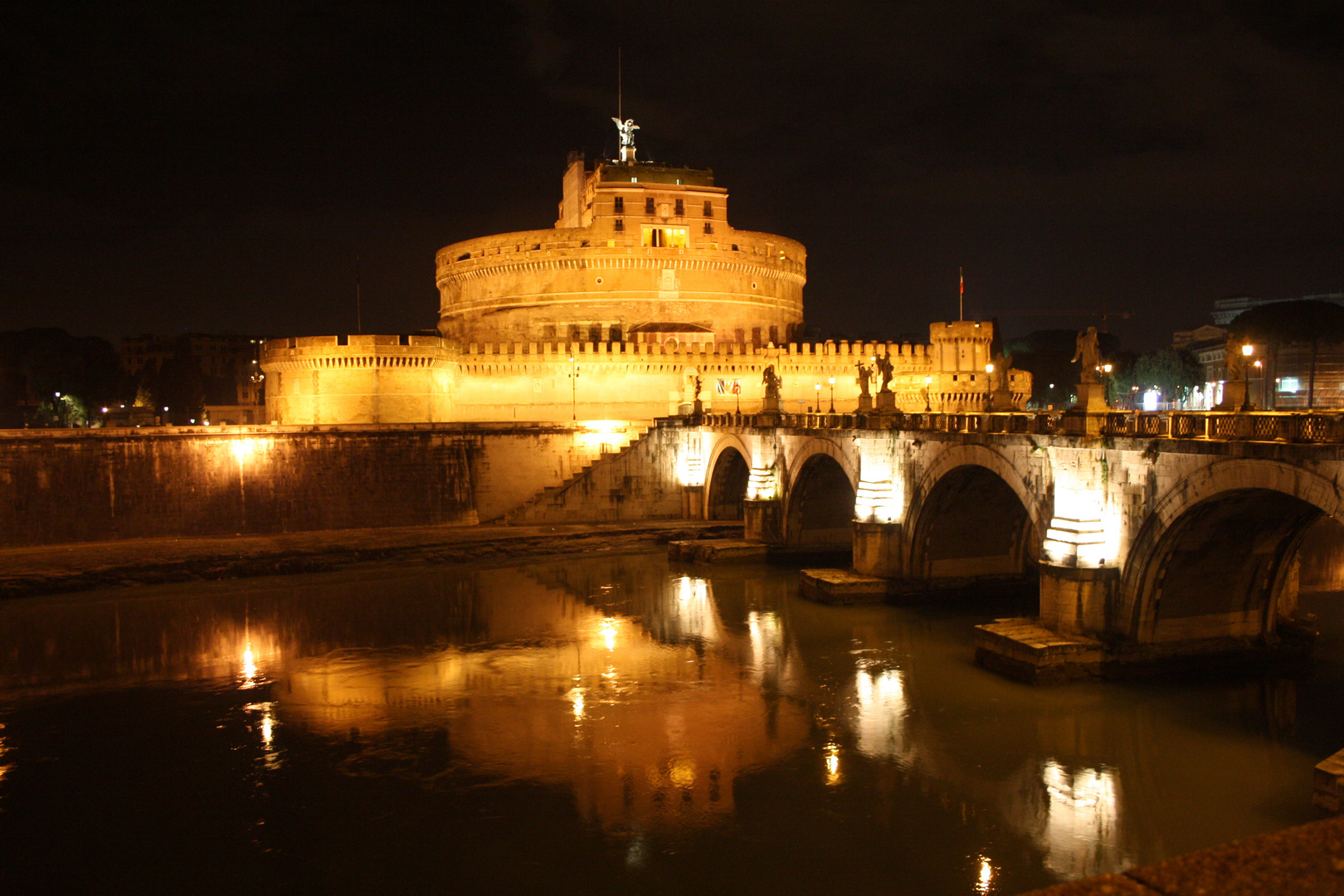 Roma by night