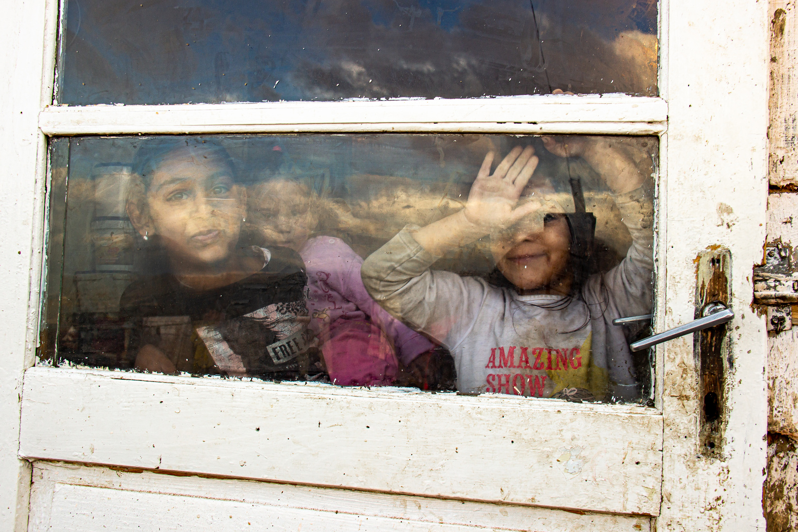 Roma Kinder in Ihrer Unterkunft