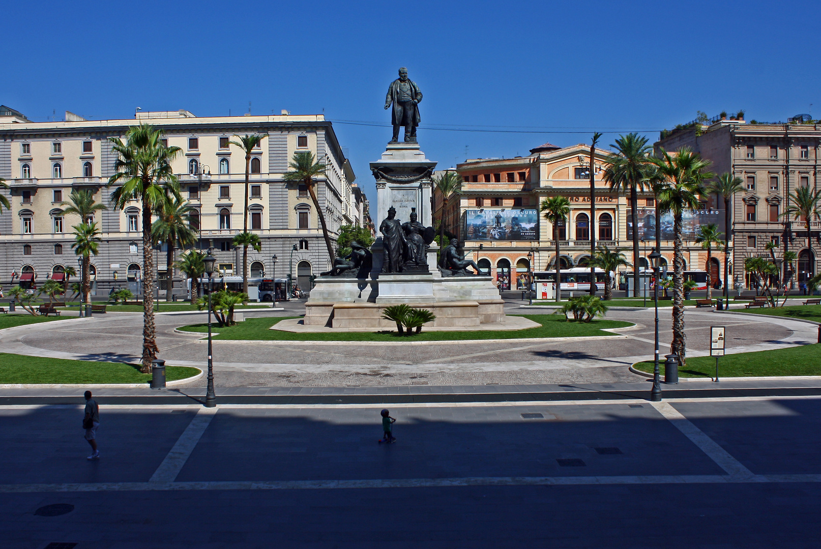 Roma-La nuova Piazza Cavour