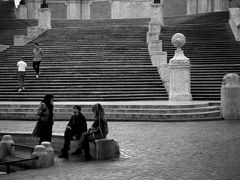 Roma, Piazza di Spagna, alle 7 di mattino