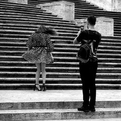 Roma, Piazza di Spagna, alle 7 di mattino