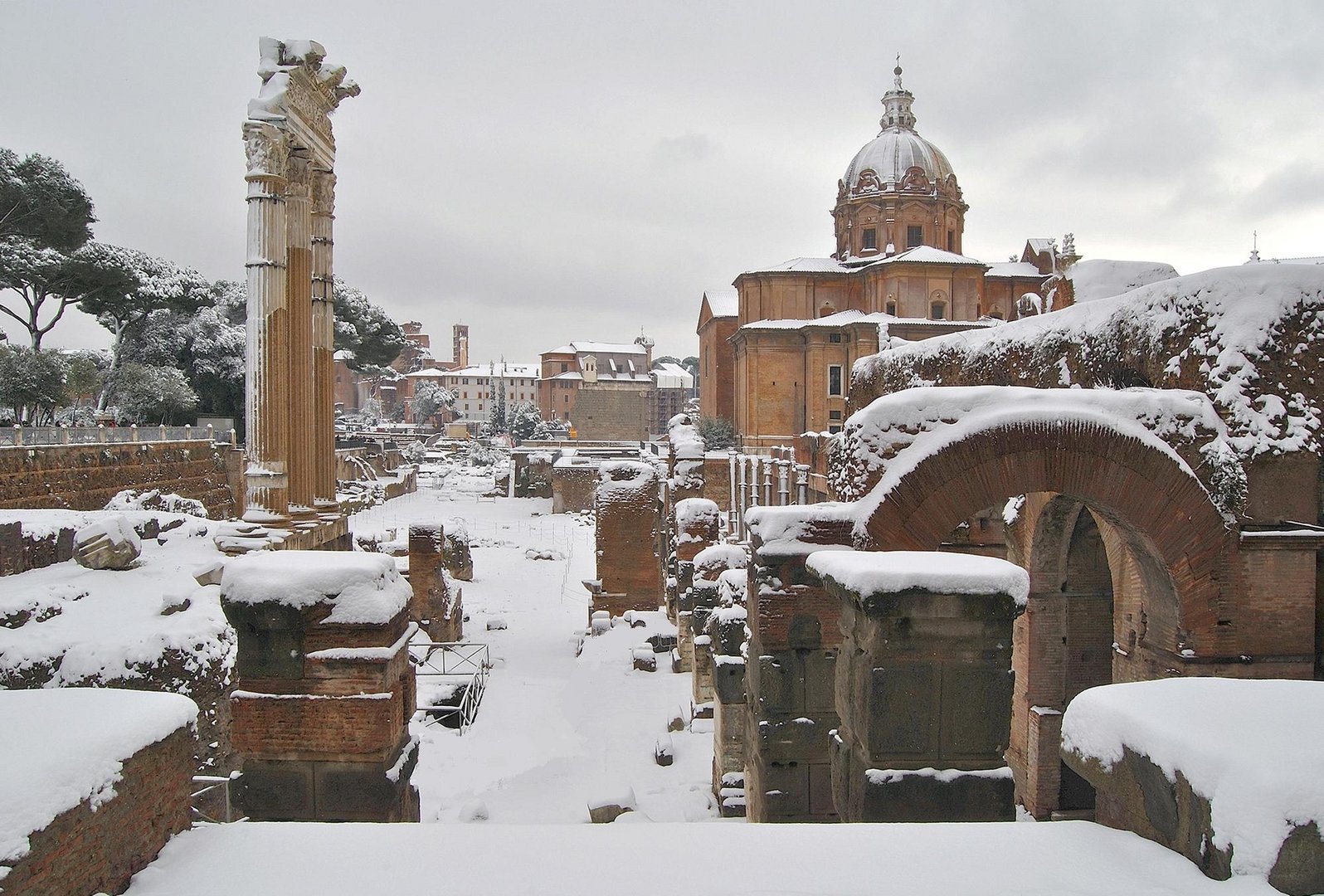 Roma sotto la neve!