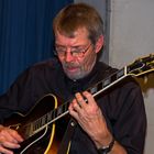 Roman Klöcker (Gitarre, Banjo)