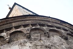 Romanik: Fries am Chor der Klosterkirche Biburg (Niederbayern)