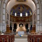 Romanshorn (CH) Pfarrkirche St. Johannes Blick in den Chorraum