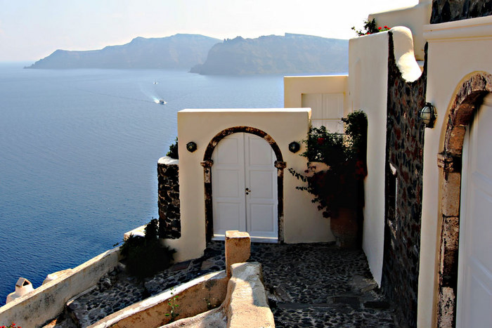 ROMANTIK IN OIA-SANTORIN