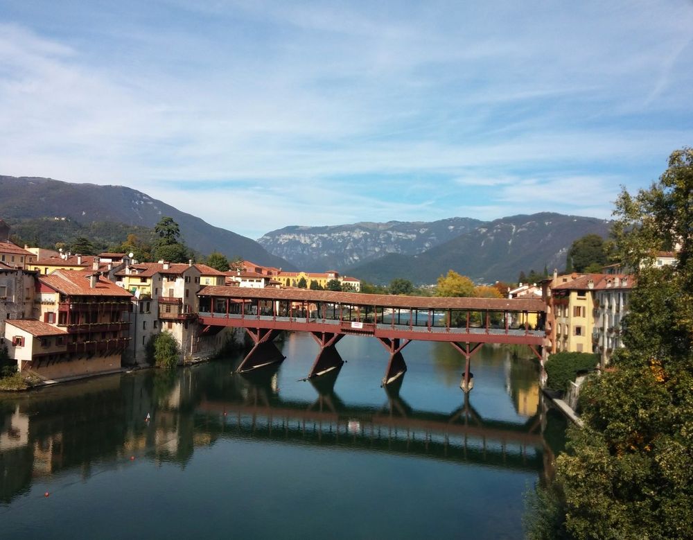 ROMANTISCH BRUCKE--UN ROMANTICO PONTE