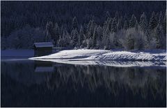 romantisch-ruhige Walchensee Winteridylle