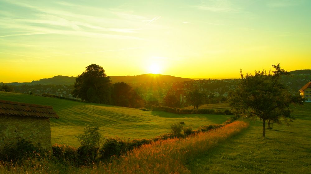 Romantische Abendstimmung am Kloster Notkersegg in der ...